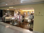 TITE IN THE STORE SHOP